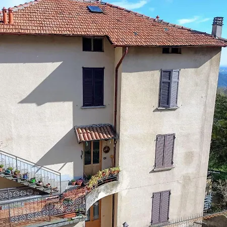 Apartment Attic At The Foot Of The Mountain Brunate
