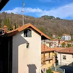 Attic At The Foot Of The Mountain Lejlighed *